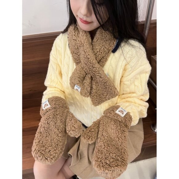 Cartoon Bear Plush Gloves Thickened Warm And Cute Scarf - Image 7