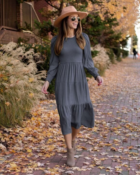 European And American Elegant Retro French Round-neck High Waist Smocking Dress - Image 3