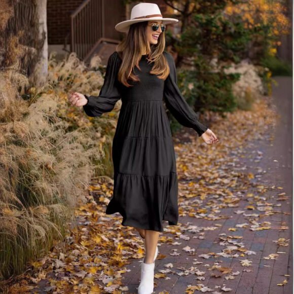 European And American Elegant Retro French Round-neck High Waist Smocking Dress - Image 4